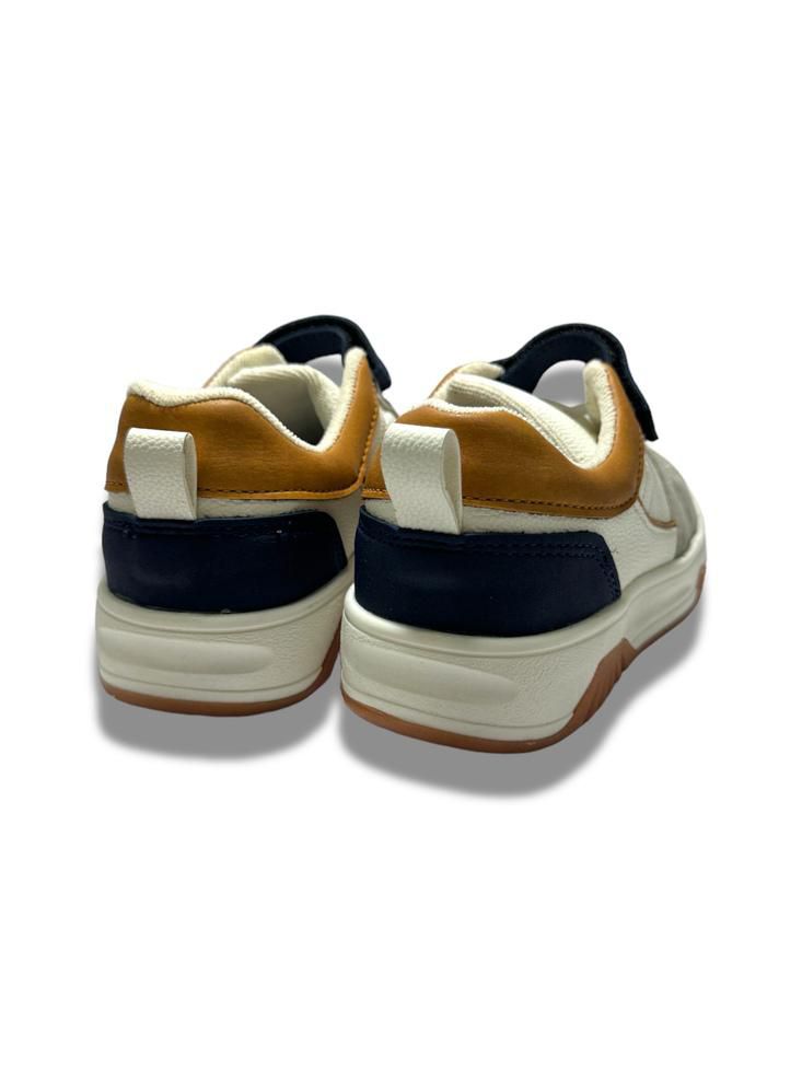 Tenis PEOPLE Niños Moda DM24013