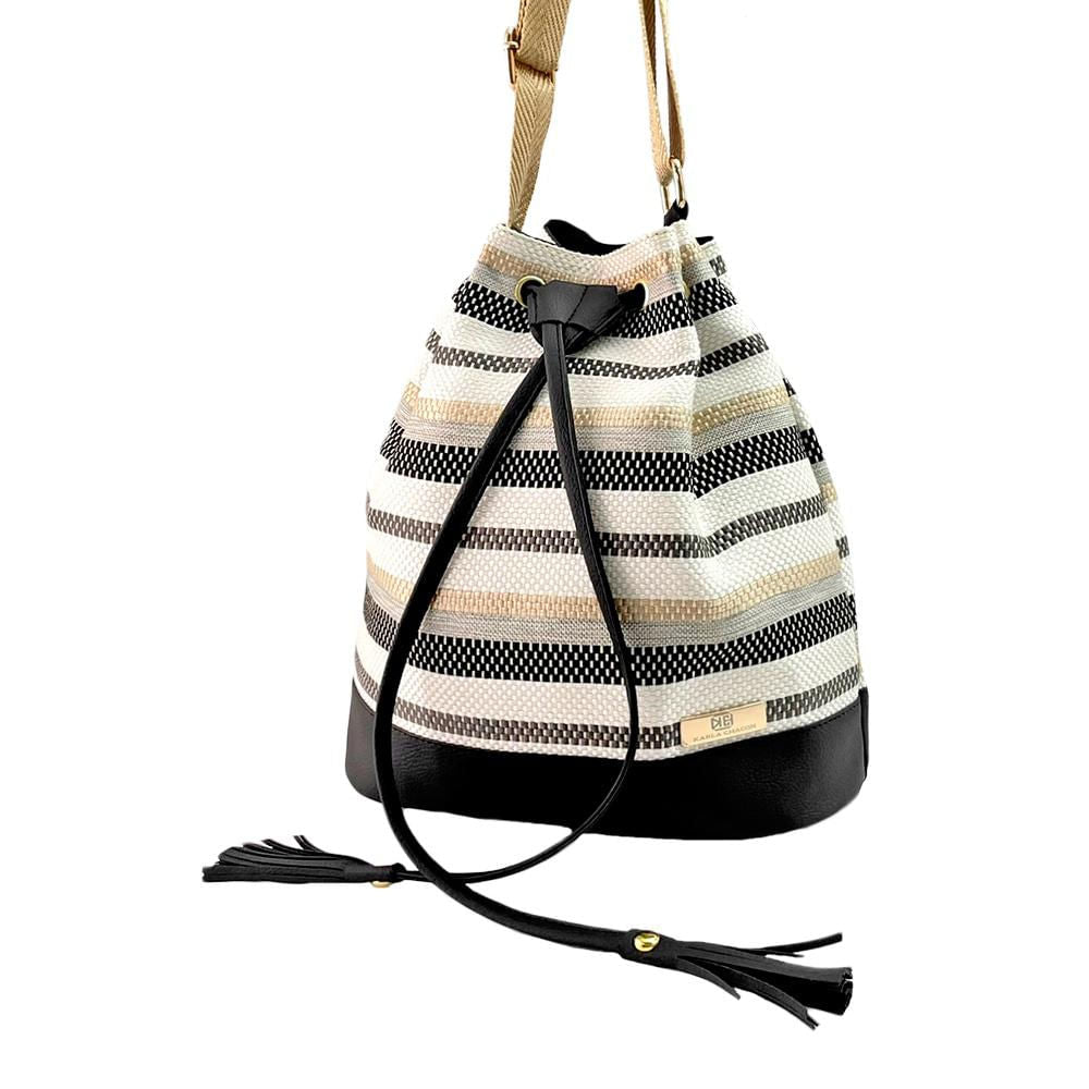 Bolso Manos Libres Bucket Dama Mujer Karla Chacon Aria Negro