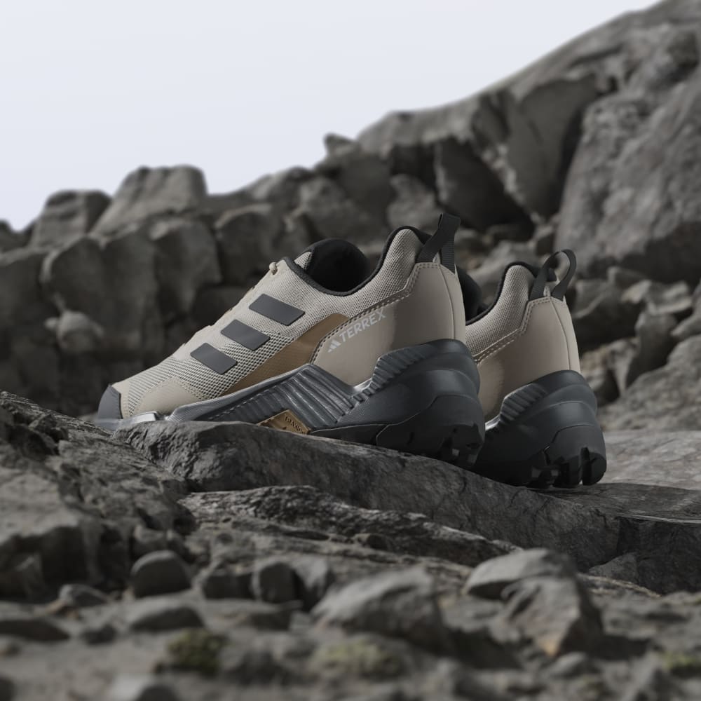 Adidas Terrex Eastrail 2 Tenis beige de hombre para outdoor