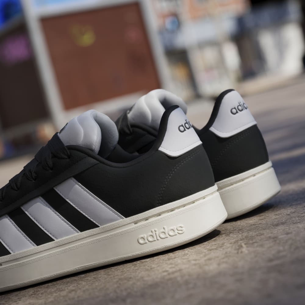Adidas Grand Court Alpha 0 Tenis negro de hombre lifestyle