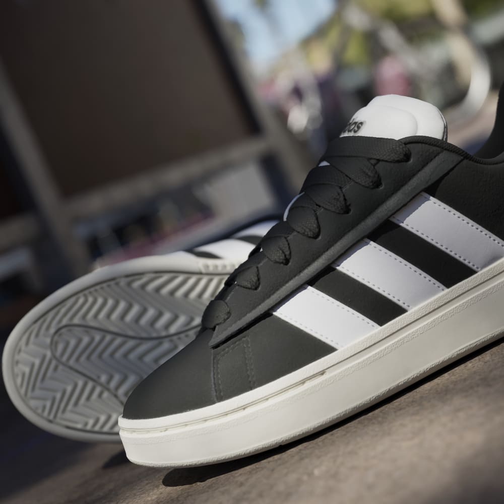 Adidas Grand Court Alpha 0 Tenis negro de hombre lifestyle