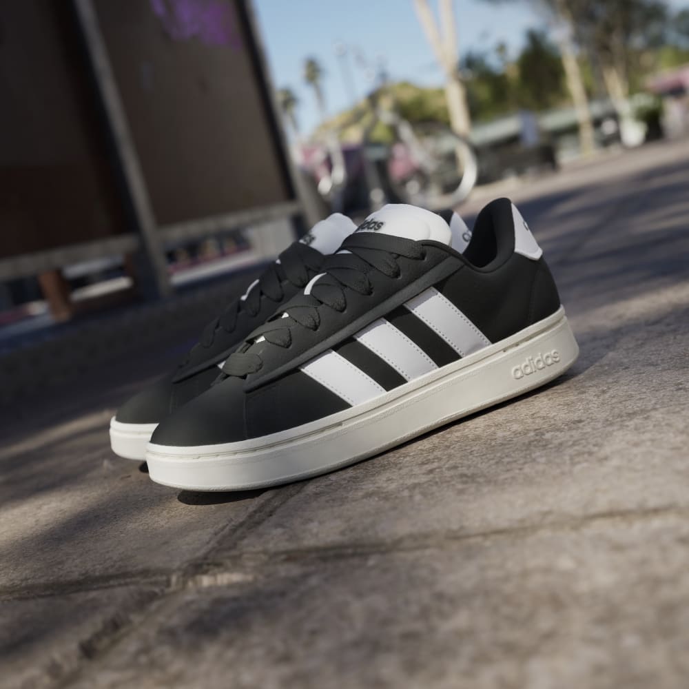 Adidas Grand Court Alpha 0 Tenis negro de hombre lifestyle