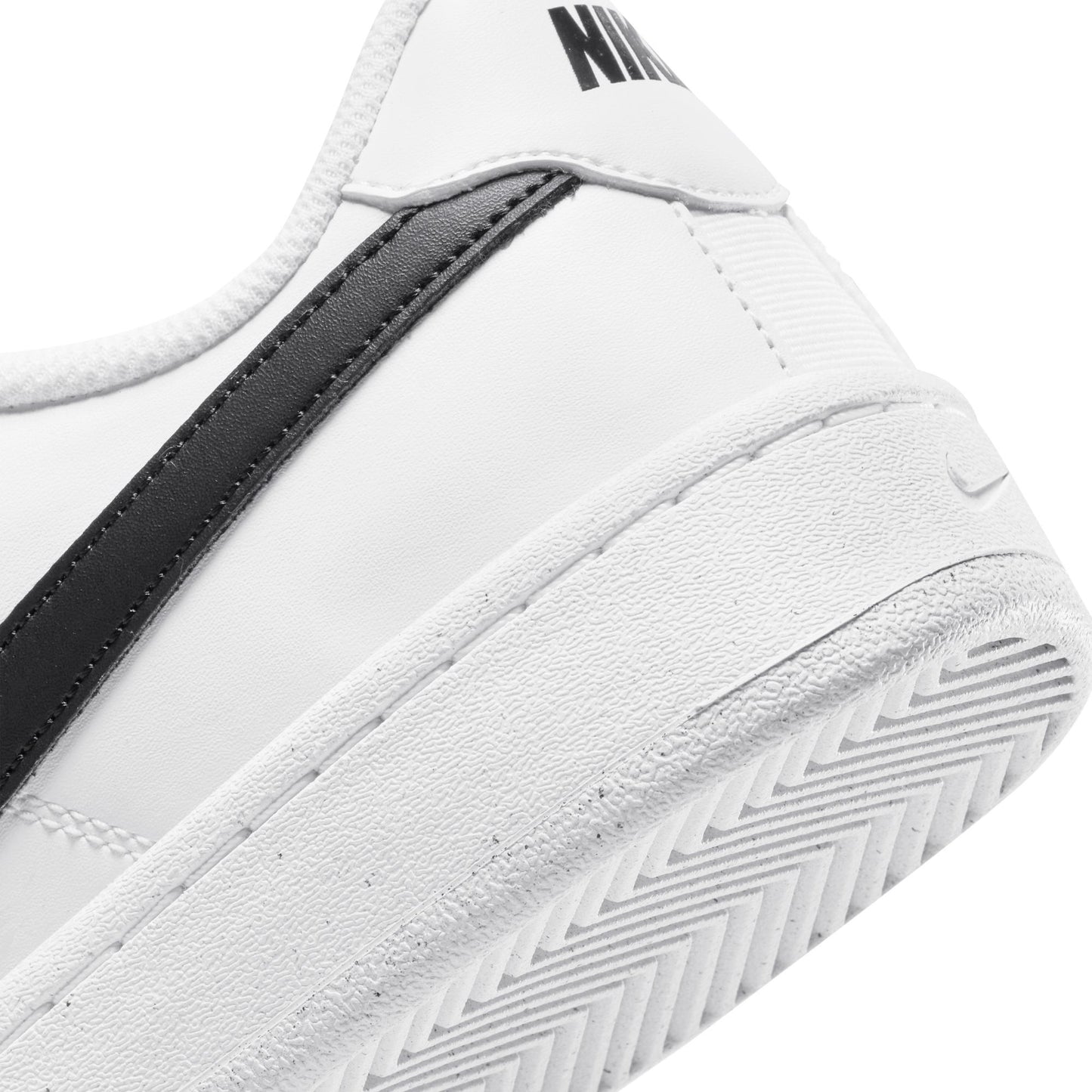 Nike Court Royale 2 Nn Tenis blanco de hombre lifestyle