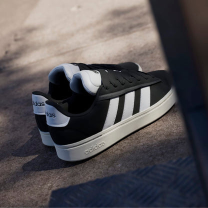 Adidas Grand Court Alpha 0 Tenis negro de hombre lifestyle